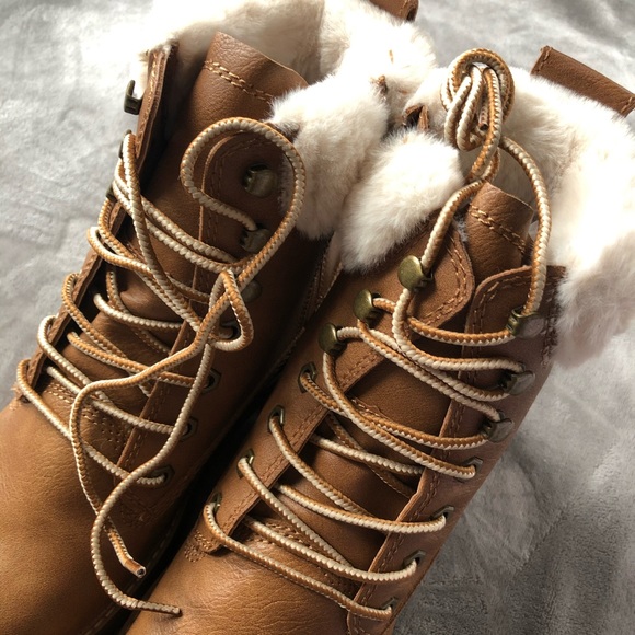 Madden Girl Work It Ankle Boot Size 9 NWT - Picture 6 of 10